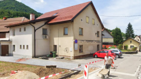 Občinska stavba pred prenovo